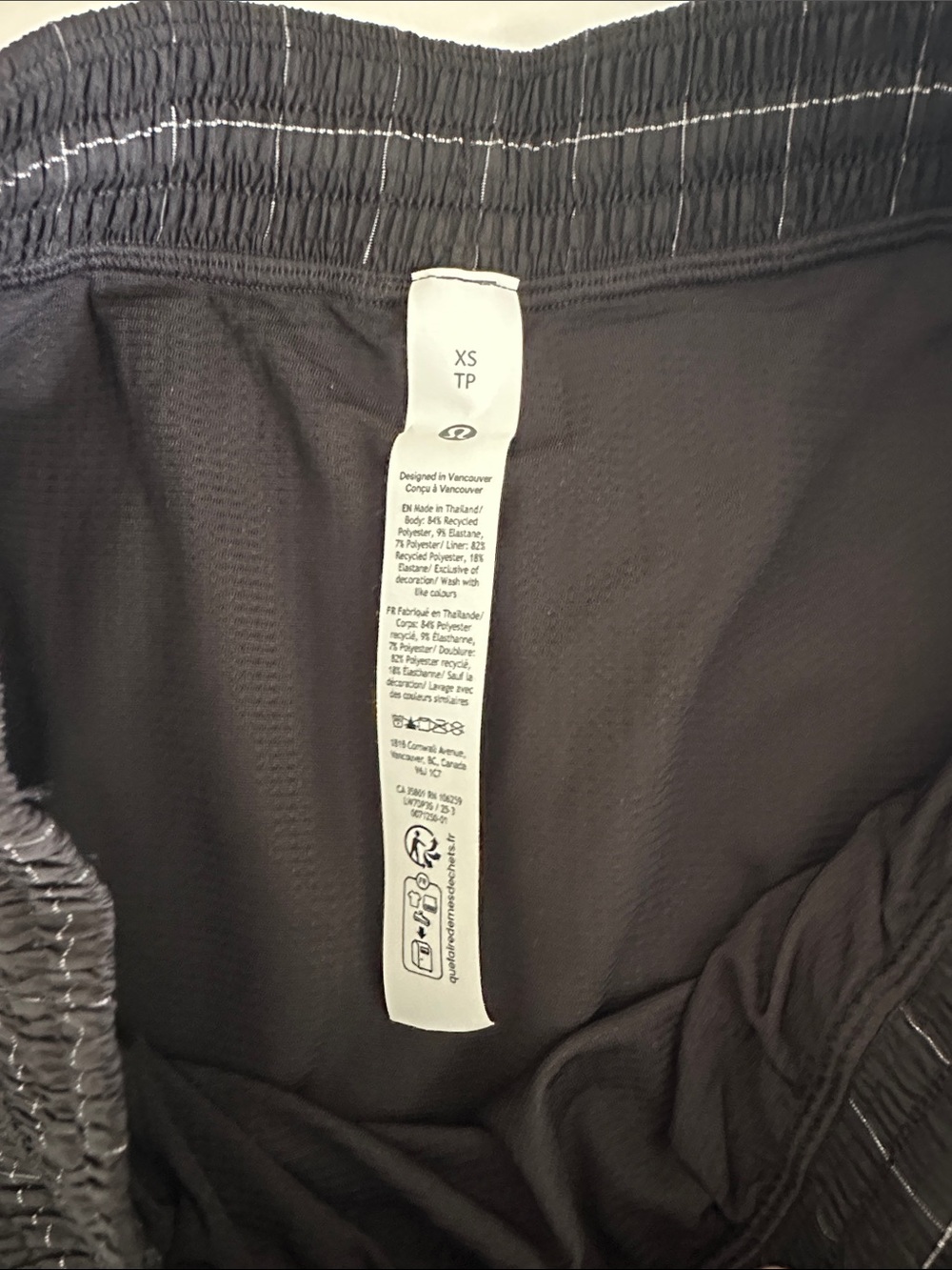 lululemon athletica Black Negative Split Textured Run Short 2.5” - Picture 3 of 5